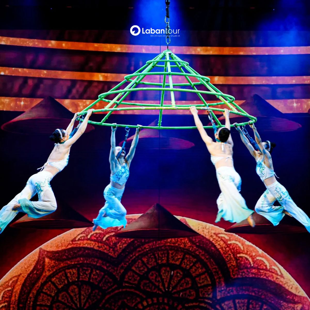 Vé Show Đất Nước Thiên Hùng Ca